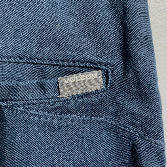Volcom Shorts - Picture 5 of 6